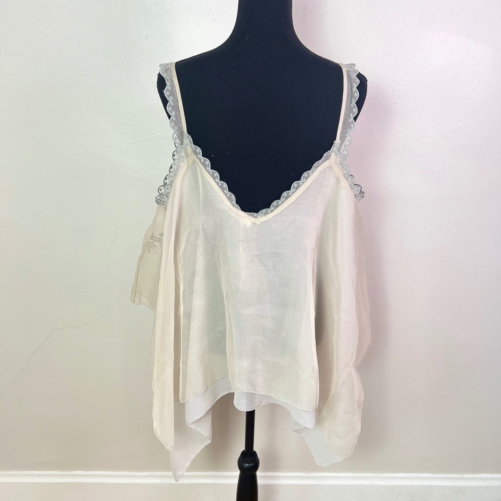 NWT-Let Me Be Anthropologie Camisole XL Cream Sequin Floral Hanky Hem Boho Fairy - Picture 4 of 14